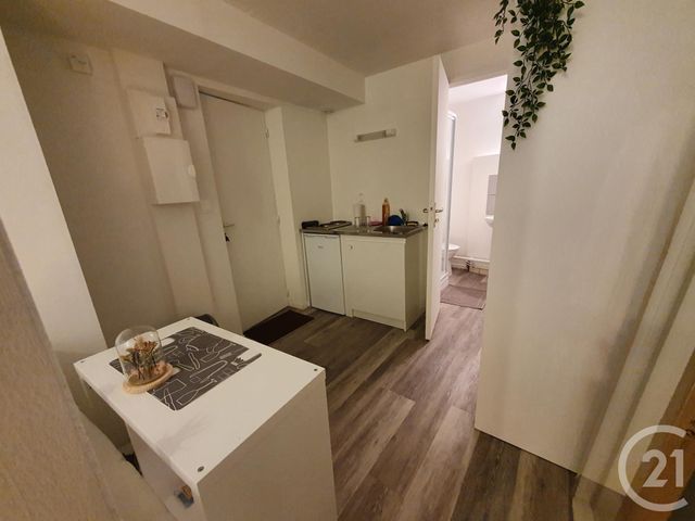 Appartement Studio à louer - 1 pièce - 18 m2 - Rouen - 76 - HAUTE-NORMANDIE