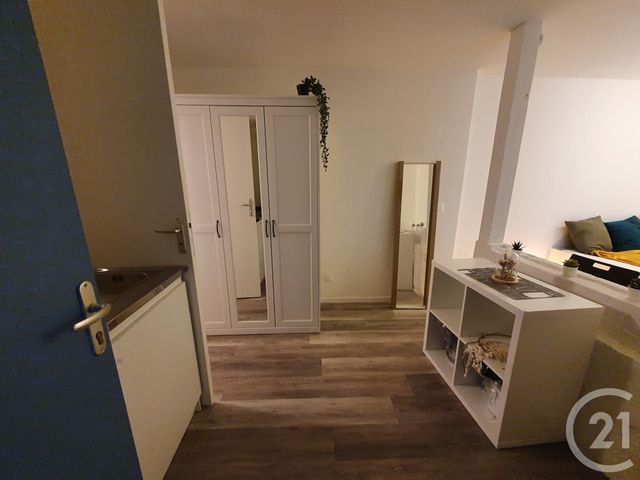 Appartement Studio à louer - 1 pièce - 18 m2 - Rouen - 76 - HAUTE-NORMANDIE