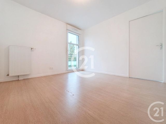 Appartement F2 à louer - 2 pièces - 41,15 m2 - Mont St Aignan - 76 - HAUTE-NORMANDIE