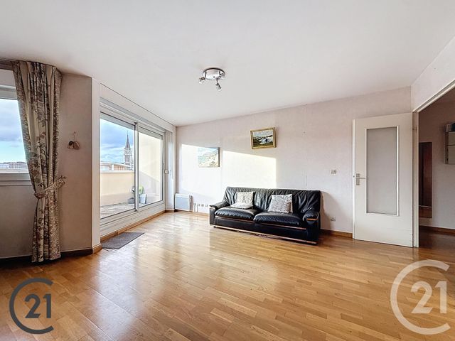 Appartement F4 à vendre - 3 pièces - 90,42 m2 - Rouen - 76 - HAUTE-NORMANDIE