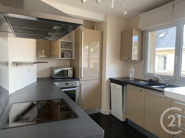 Appartement T3 à louer - 3 pièces - 66,43 m2 - Rouen - 76 - HAUTE-NORMANDIE