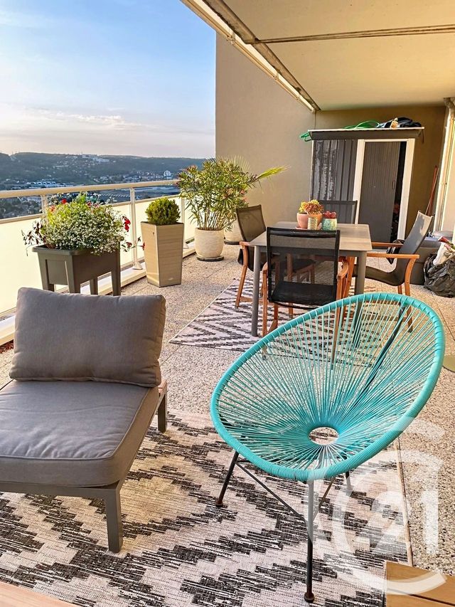 Appartement F4 &agrave; vendre - 4 pi&egrave;ces - 91 m2 - Deville Les Rouen - 76 - HAUTE-NORMANDIE