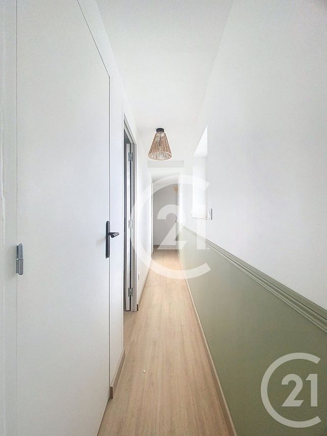 Maison &agrave; louer - 4 pi&egrave;ces - 78,90 m2 - Pitres - 27 - HAUTE-NORMANDIE