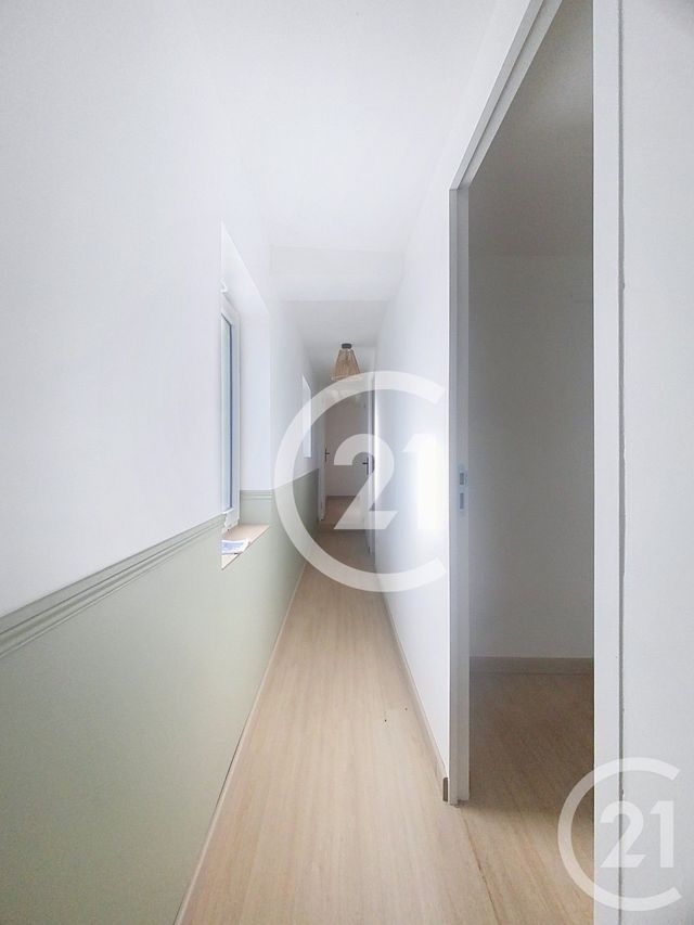 Maison &agrave; louer - 4 pi&egrave;ces - 78,90 m2 - Pitres - 27 - HAUTE-NORMANDIE