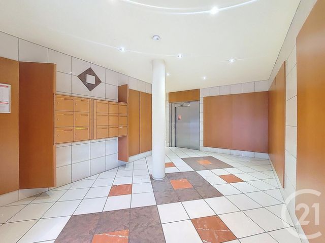 Appartement F3 &agrave; louer - 3 pi&egrave;ces - 70,20 m2 - Rouen - 76 - HAUTE-NORMANDIE