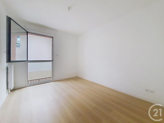 Appartement F4 &agrave; louer - 4 pi&egrave;ces - 80,30 m2 - Rouen - 76 - HAUTE-NORMANDIE