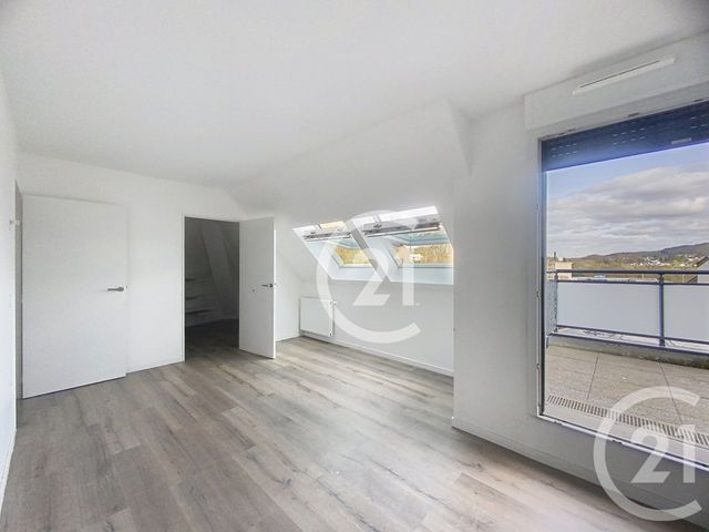 Appartement T4 &agrave; louer - 4 pi&egrave;ces - 102,24 m2 - Rouen - 76 - HAUTE-NORMANDIE