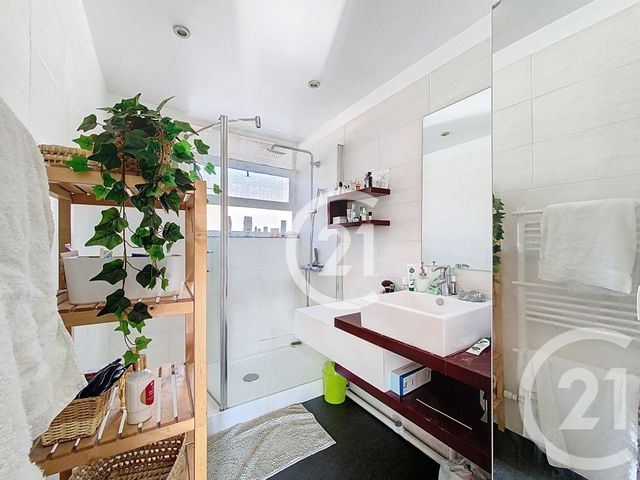 Appartement T3 &agrave; louer - 3 pi&egrave;ces - 82,23 m2 - Rouen - 76 - HAUTE-NORMANDIE