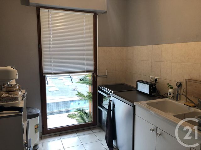 Appartement F2 &agrave; louer - 2 pi&egrave;ces - 41,60 m2 - Rouen - 76 - HAUTE-NORMANDIE