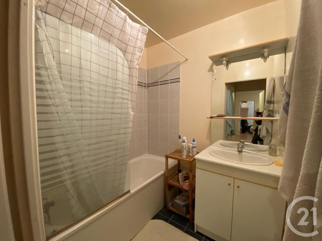 Appartement T3 &agrave; louer - 3 pi&egrave;ces - 55,45 m2 - Rouen - 76 - HAUTE-NORMANDIE
