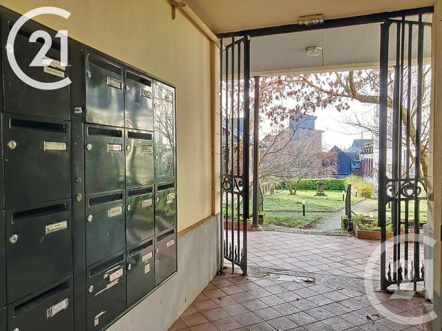 Appartement Studio &agrave; louer - 1 pi&egrave;ce - 27,91 m2 - Rouen - 76 - HAUTE-NORMANDIE