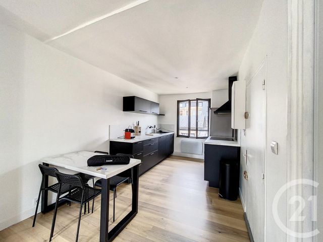 Appartement &agrave; louer - 2 pi&egrave;ces - 47 m2 - Rouen - 76 - HAUTE-NORMANDIE
