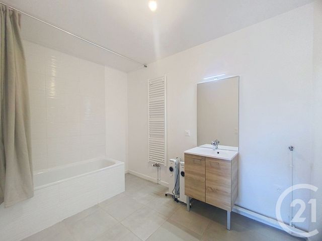 Appartement F3 &agrave; louer - 3 pi&egrave;ces - 62 m2 - Rouen - 76 - HAUTE-NORMANDIE