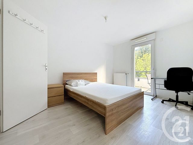 Appartement F5 &agrave; louer - 5 pi&egrave;ces - 94,32 m2 - Rouen - 76 - HAUTE-NORMANDIE