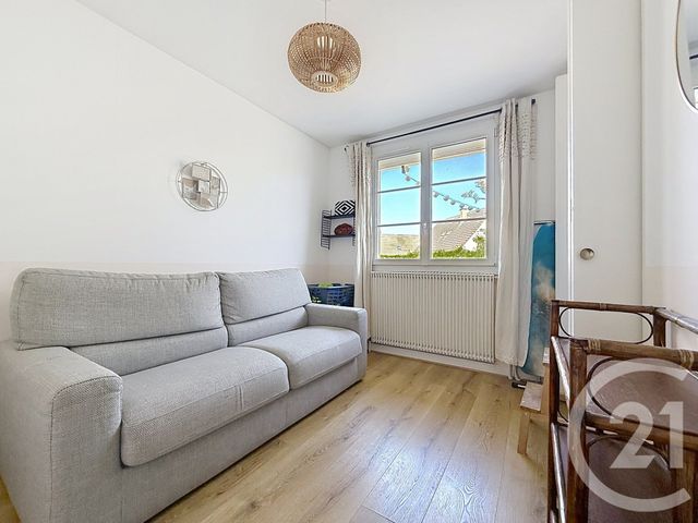 Maison &agrave; louer - 6 pi&egrave;ces - 134 m2 - Bonsecours - 76 - HAUTE-NORMANDIE