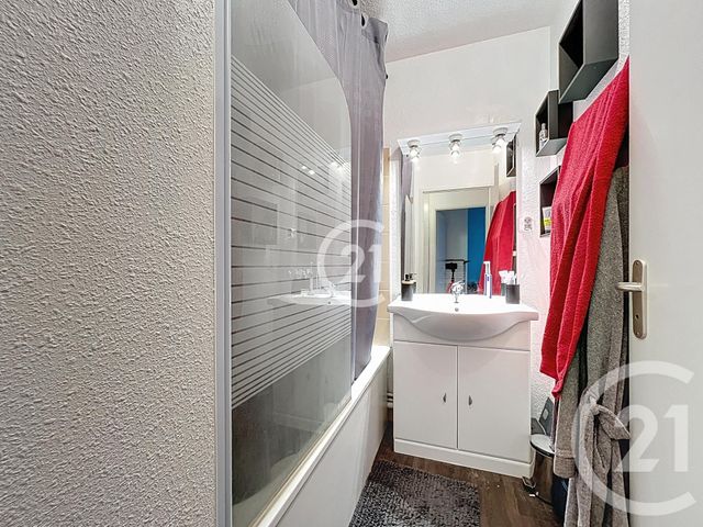 Appartement F3 &agrave; louer - 3 pi&egrave;ces - 61,91 m2 - Rouen - 76 - HAUTE-NORMANDIE