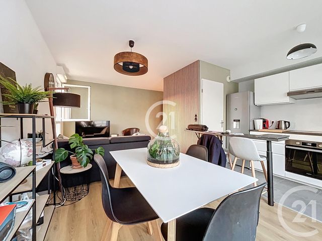 Appartement F3 &agrave; louer - 3 pi&egrave;ces - 61,91 m2 - Rouen - 76 - HAUTE-NORMANDIE