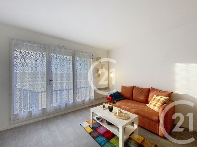 Appartement F1 &agrave; louer - 1 pi&egrave;ce - 32,67 m2 - Deville Les Rouen - 76 - HAUTE-NORMANDIE