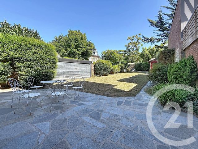 Maison &agrave; louer - 8 pi&egrave;ces - 192,86 m2 - Rouen - 76 - HAUTE-NORMANDIE