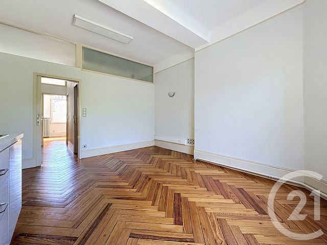 Maison &agrave; louer - 8 pi&egrave;ces - 192,86 m2 - Rouen - 76 - HAUTE-NORMANDIE