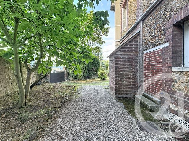 Maison &agrave; louer - 8 pi&egrave;ces - 216,48 m2 - Mont St Aignan - 76 - HAUTE-NORMANDIE