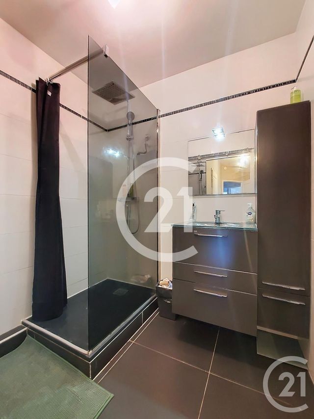 Appartement F3 &agrave; louer - 3 pi&egrave;ces - 63,65 m2 - Rouen - 76 - HAUTE-NORMANDIE