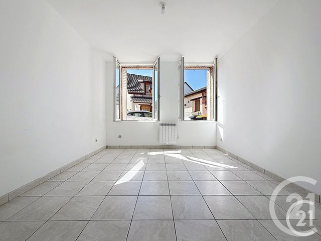 Appartement F2 &agrave; louer - 2 pi&egrave;ces - 55,50 m2 - Caudebec Les Elbeuf - 76 - HAUTE-NORMANDIE
